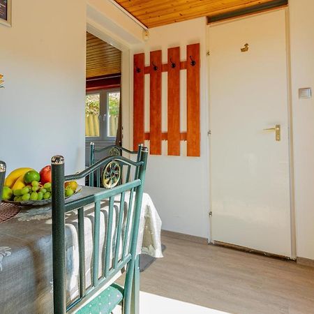 Panorama Apartmanhaz เอสแตร์กอม ภายนอก รูปภาพ