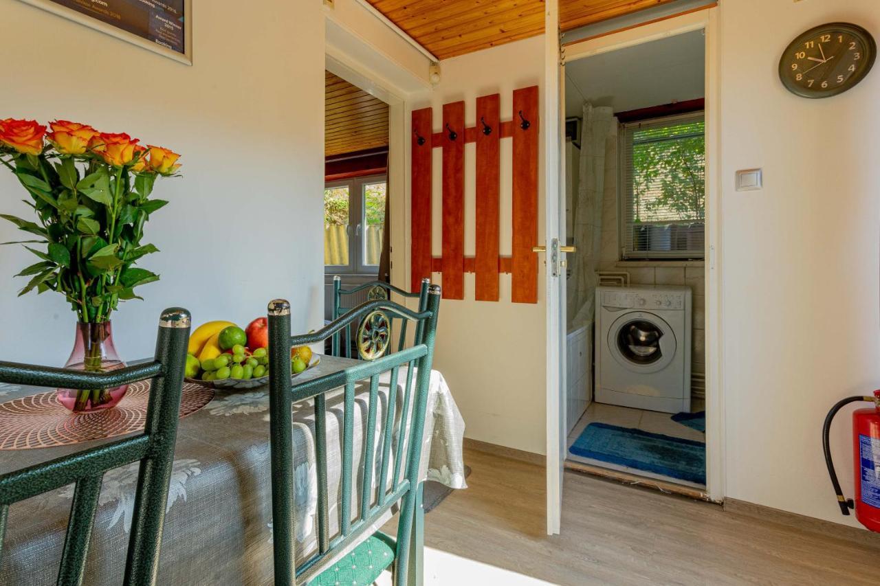 Panorama Apartmanhaz เอสแตร์กอม ภายนอก รูปภาพ